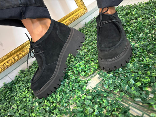 Mocassino nero Divine Follie