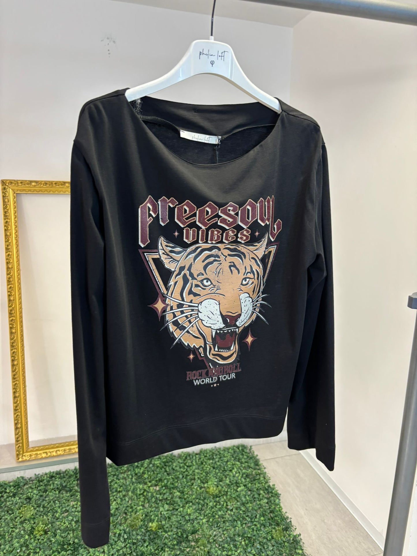 Maglia nera cropped Philia Loft