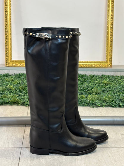 Stivale nero con borchie Ovyé